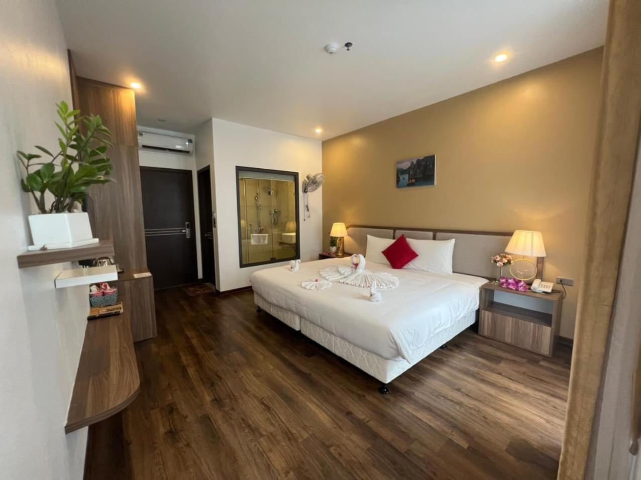 Lantana Ha Long Hotel E409 Sunplaza Pho Di Bo, Bai Chay, Ha Long Luaran gambar